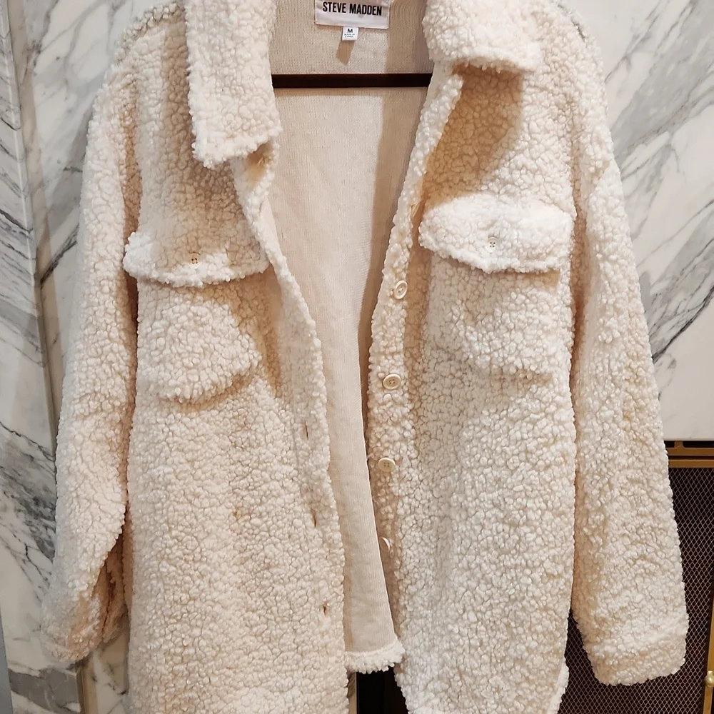 Steve Madden Off-White Sherpa Coat - Picture 2 of 10